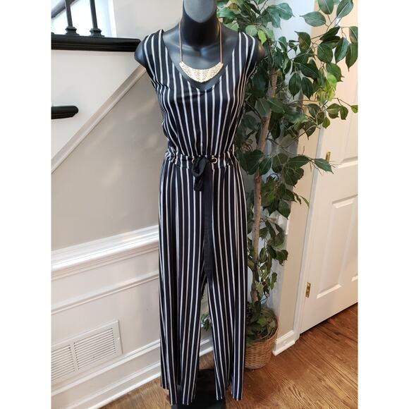 Wrapper Women's Black & White Polyester V-Neck Sleeveless Jumpsuit Size X-Large - Picture 1 of 14
